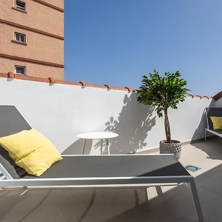Apartamento Atico Avenida Edf. Cayetana